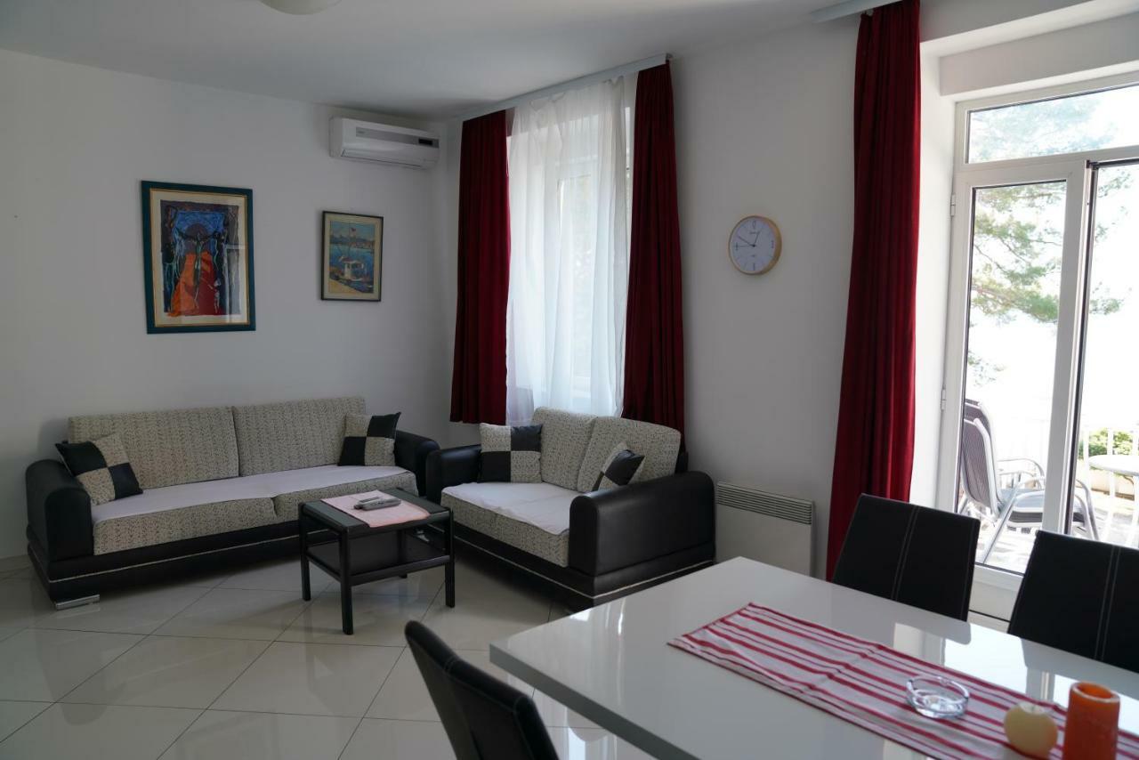 Sesar Apartments Krk - No. 2 Vinko Крк Екстер'єр фото