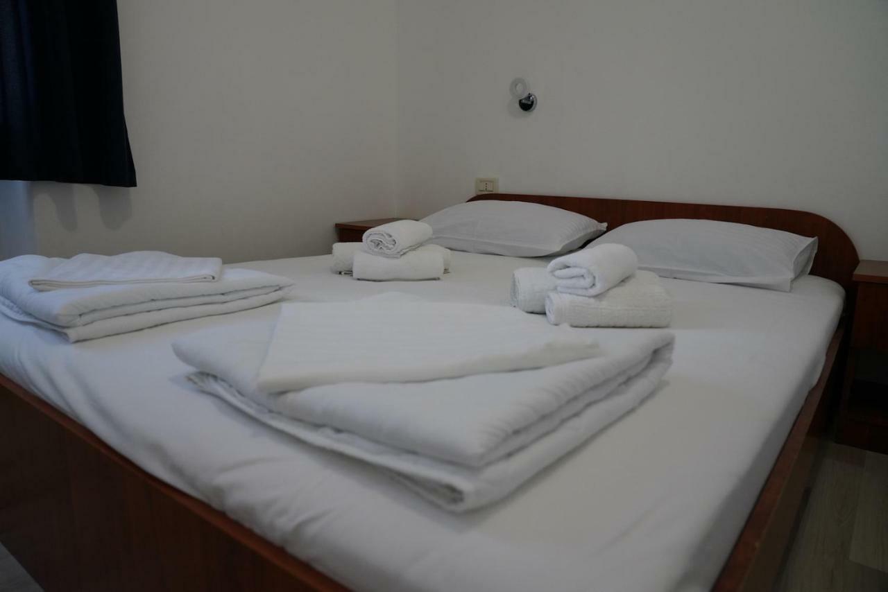 Sesar Apartments Krk - No. 2 Vinko Крк Екстер'єр фото